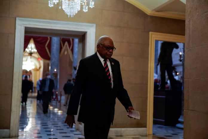 U.S. House Majority Whip James Clyburn (D-SC) walks through the U.S. Capitol in Washington, U.S., April 7, 2022. REUTERS/Elizabeth Frantz